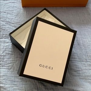 Gucci box